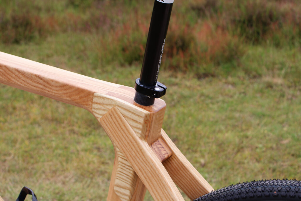 Korner Unitraq left top/seat tube close-up